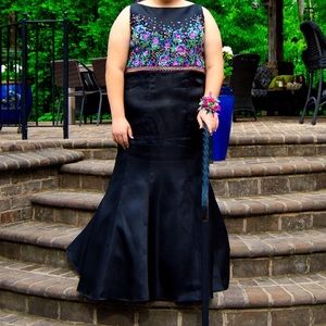 Black/Multicolored Prom Dress